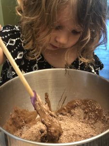 Adventures to have at home with kids 