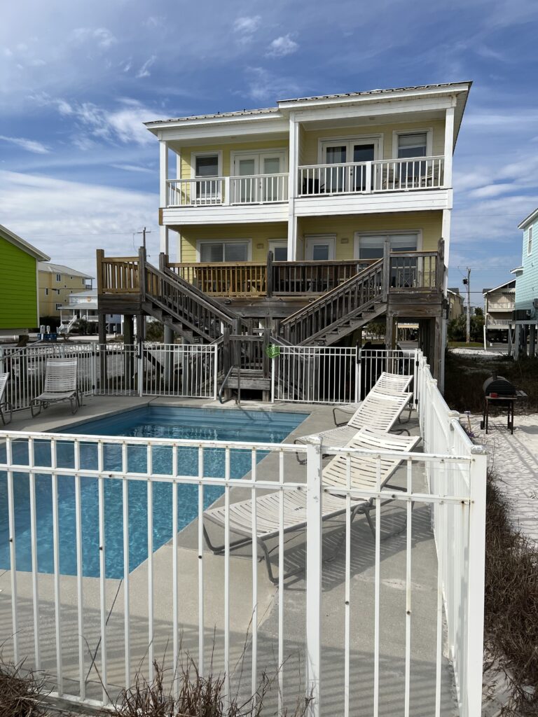 House In Gulf Shores: Blue Parrot 7