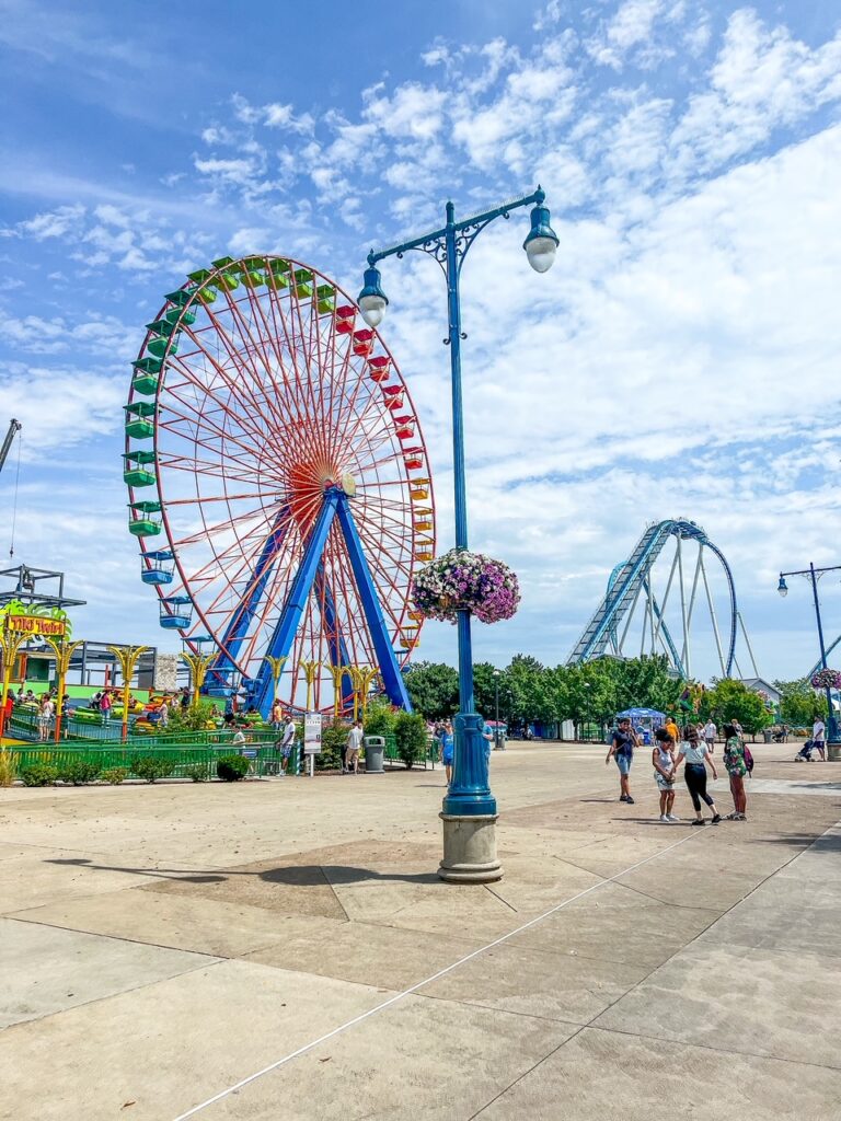 cedar point: Family fun in ohio