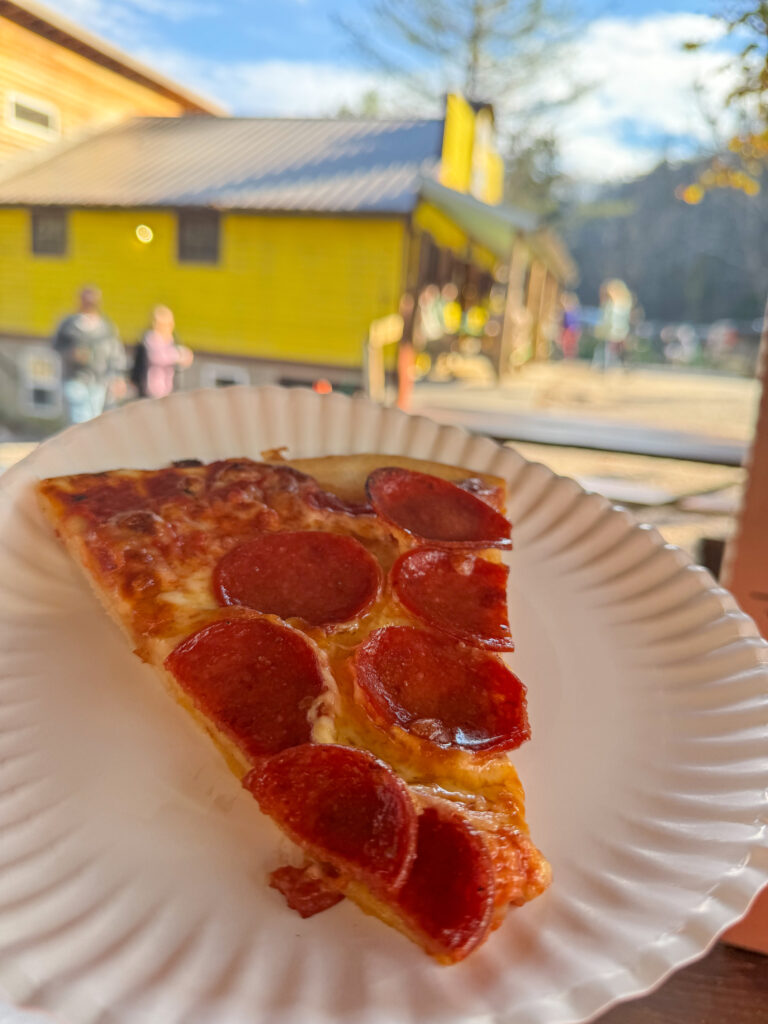 Miguel's Pizza in Red River Gorge 