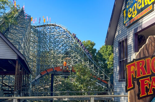 tips on taking a large group to holiday world