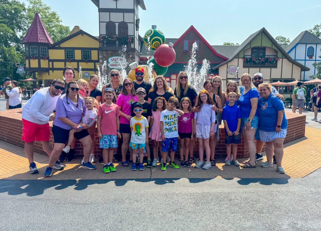 Tips for taking a group to holiday world 