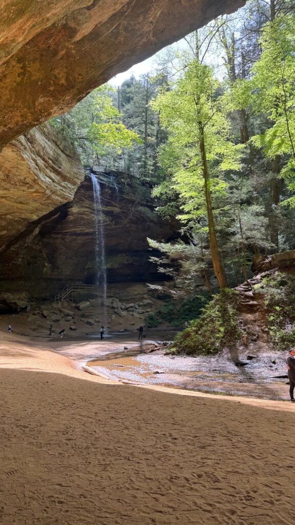 Ash Cave