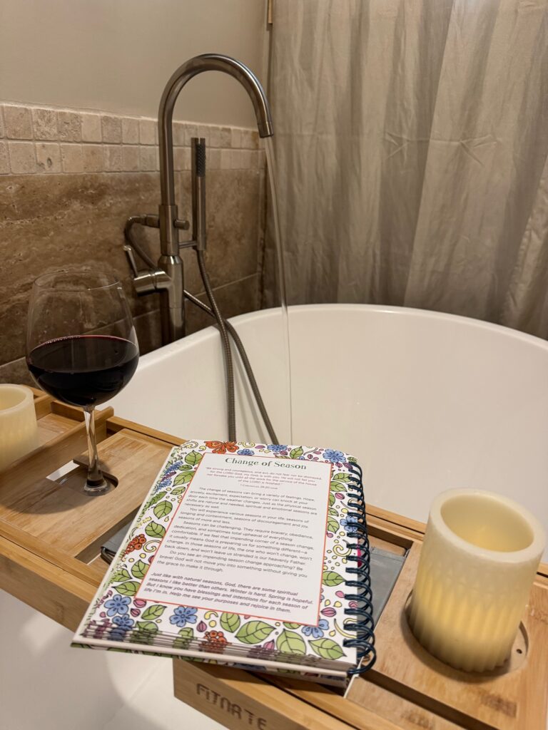 Bear's Den Retreat in Hocking Hills